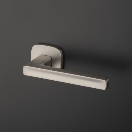 Klamka APRILE PEA ROZETA QR SLIM 7MM SNM - nikiel