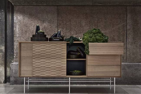 Szafka Case HiFi Furniture with base, średnia 48 cm nogi czarna stal, prawy front tkanina - dąb bielony/szary