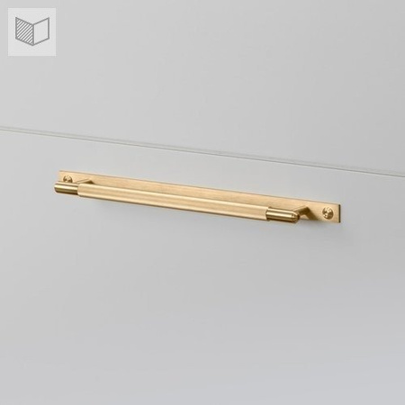 Uchwyt meblowy Buster+Punch Pull Bar Plate Linear - złoty M-29cm