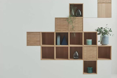 Szafka Case HiFi Furniture with base, średnia 48 cm nogi czarna stal, prawy front tkanina - biały/szary