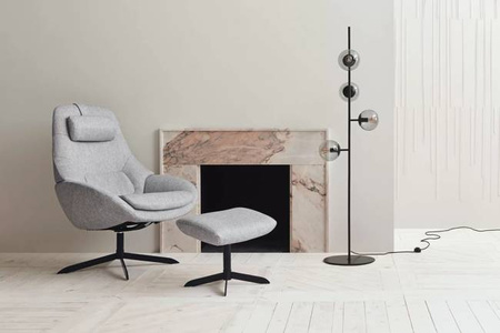 Fotel Bolia Saga armchair z czarnymi nogami Baize - light grey