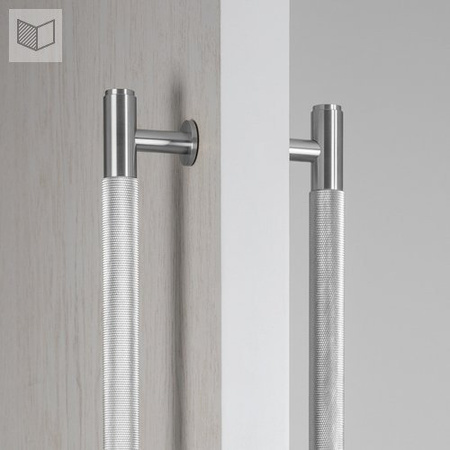 Uchwyt meblowy dwustronny Buster+Punch Pull Bar Double-Sided - srebrny