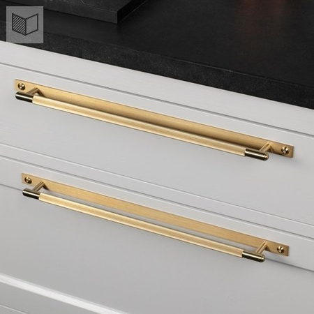 Uchwyt meblowy Buster+Punch Pull Bar Plate Linear - złoty L-39cm 