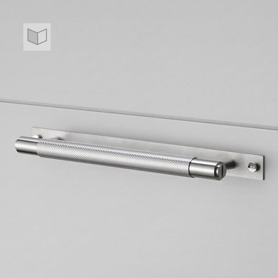 Uchwyt meblowy Buster+Punch Pull Bar Plate Cross - srebrny M-26cm