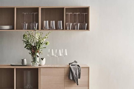 Szafka Case HiFi Furniture with base, średnia 48 cm nogi czarna stal, prawy front tkanina - dąb bielony/szary